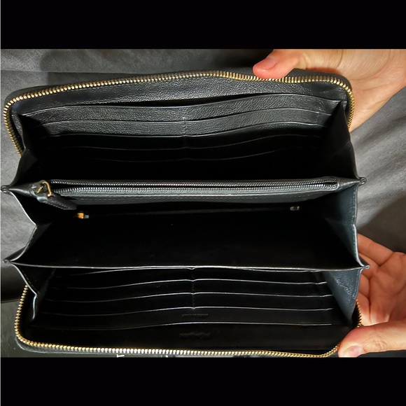 Yves Saint Laurent Chevrette Bell De Jour Clutch/Wallet - Picture 5 of 7